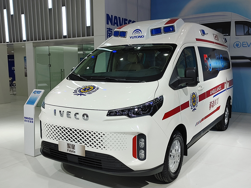 南京依維柯聚星救護(hù)車(chē)