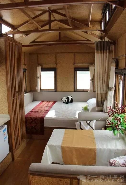 全球首款竹鋼營地房車在中通下線，快來看看長啥樣？2.webp.jpg