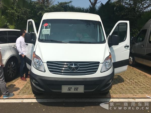 二代江淮星銳4系短軸車型M420A，12座，搭載江淮2 (1).jpg