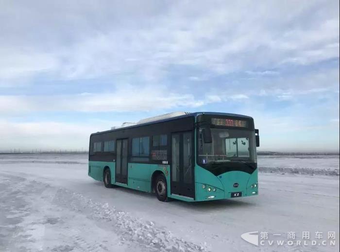 零下50℃！滿載續(xù)航200公里！比亞迪K8輕松征服海拉爾.jpg