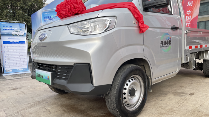 適合年輕人創(chuàng)業(yè)的第一臺電動(dòng)小貨車，開瑞小象青春版怎么樣？3.png