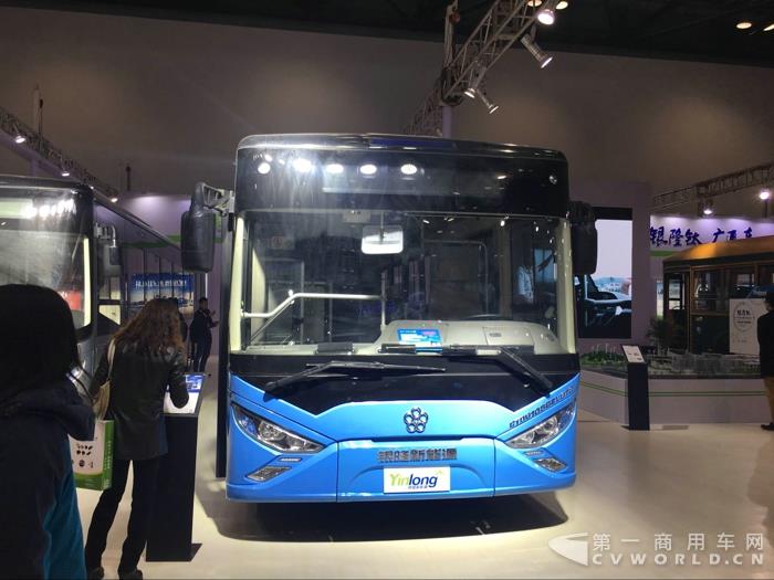 銀隆8.5、10.5米氫鈦動(dòng)力公交車(chē)