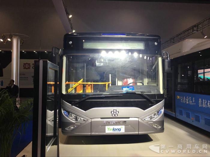 銀隆12米鎂鋁合金純電動(dòng)公交車(chē)