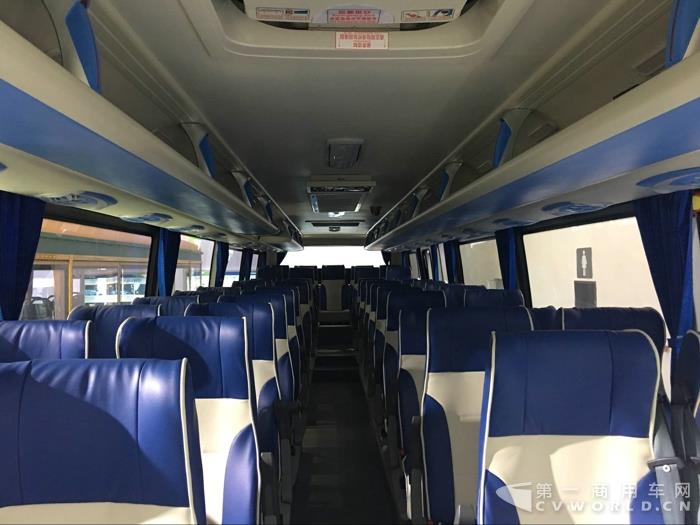 銀隆11米純電動(dòng)客車(chē)