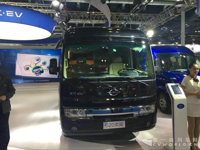 長(zhǎng)江奕閣純電動(dòng)商務(wù)車(chē)