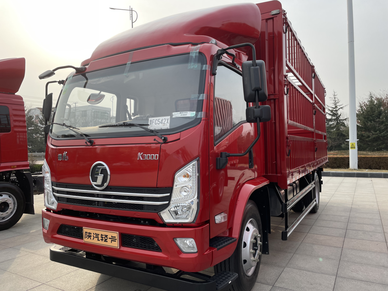 9展車(chē)：陜汽輕卡K3000-M18-WP4.1N-4700軸距車(chē)型