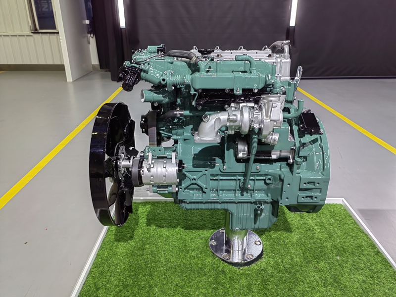 解放動力CA4DH-E6系列柴油機(jī)（3.8L）